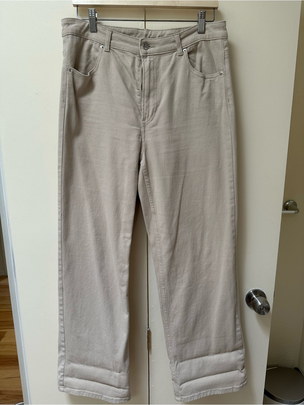 Divided Straight Leg Jeans in Light Taupe